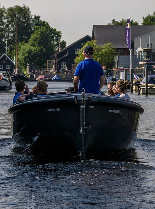 Sloep escape 750